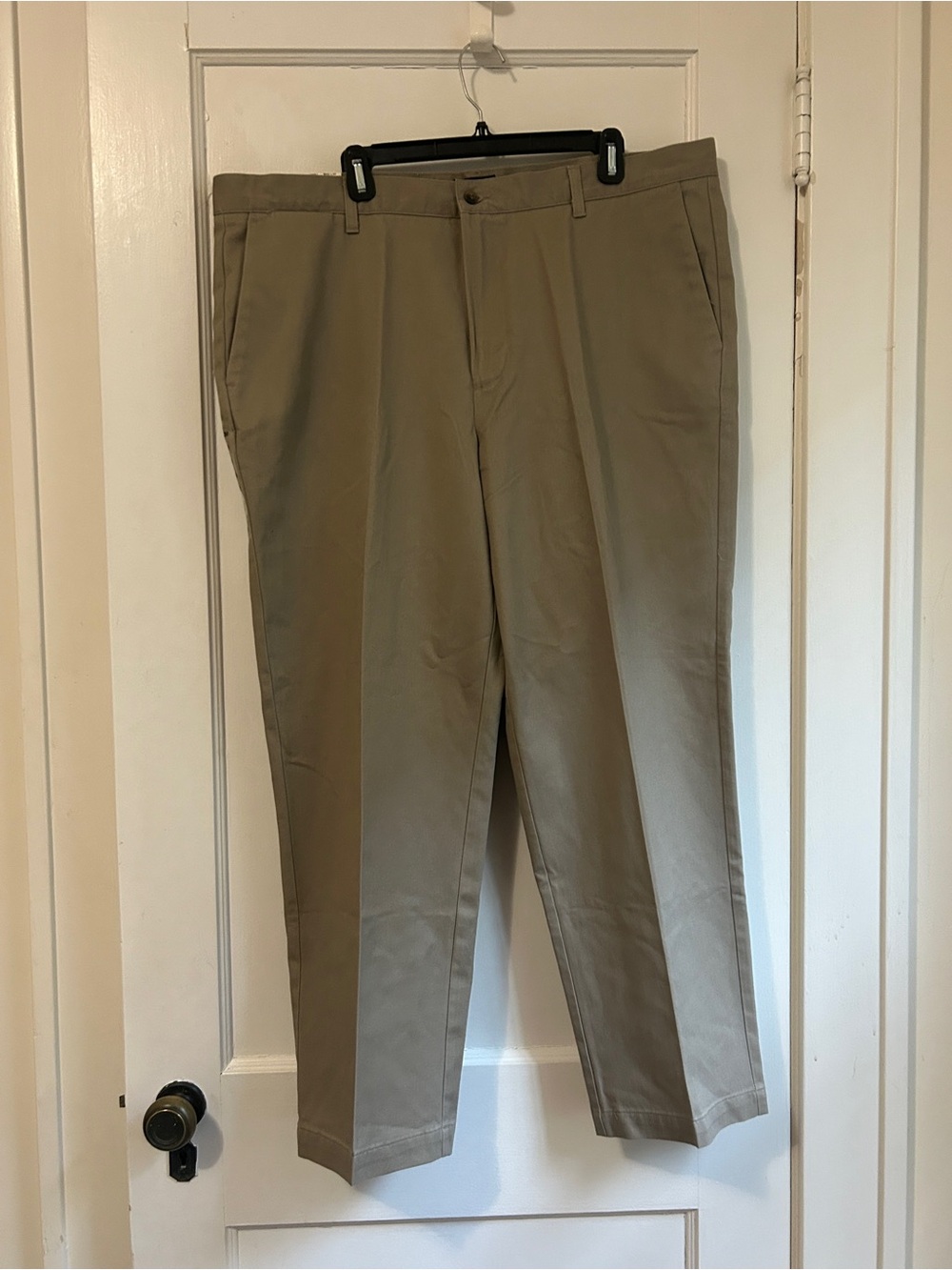 NWT!! Dockers Men's Khaki Chinos - Tan